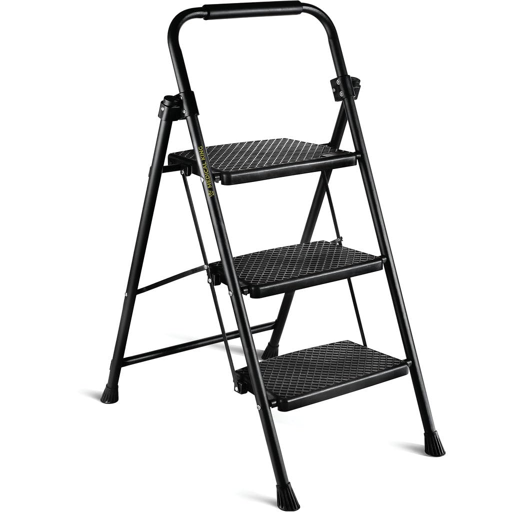 Folding Step Ladder with Anti-Slip Pedal H37165